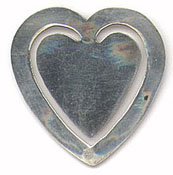 This bookmark is made in Mexico. It has the makers mark and is marked HEC*OEN MEXICO ESTERLING 925HE. The makers hallmark is in the shape of a bell with 28 inside. The date of this bookmark is unknown.