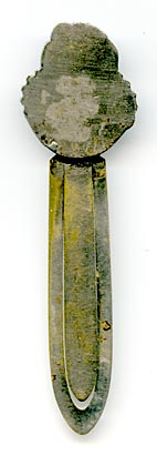 This bookmark was made in the US by an unknown manufacturer. It is silver plate on brass and the top is the head of an English aristocrat woman with a large collar.