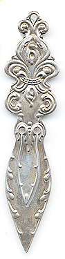  This bookmark was made in the US by Woodside Sterling Co. It is marked sterling 1352 along with the manufacturers hallmark. It is an art nouveau design with a fancy fleur-de-lis on top.   